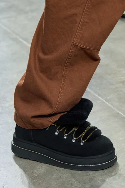 Look 80